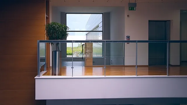 Leegstaand kantoorpand